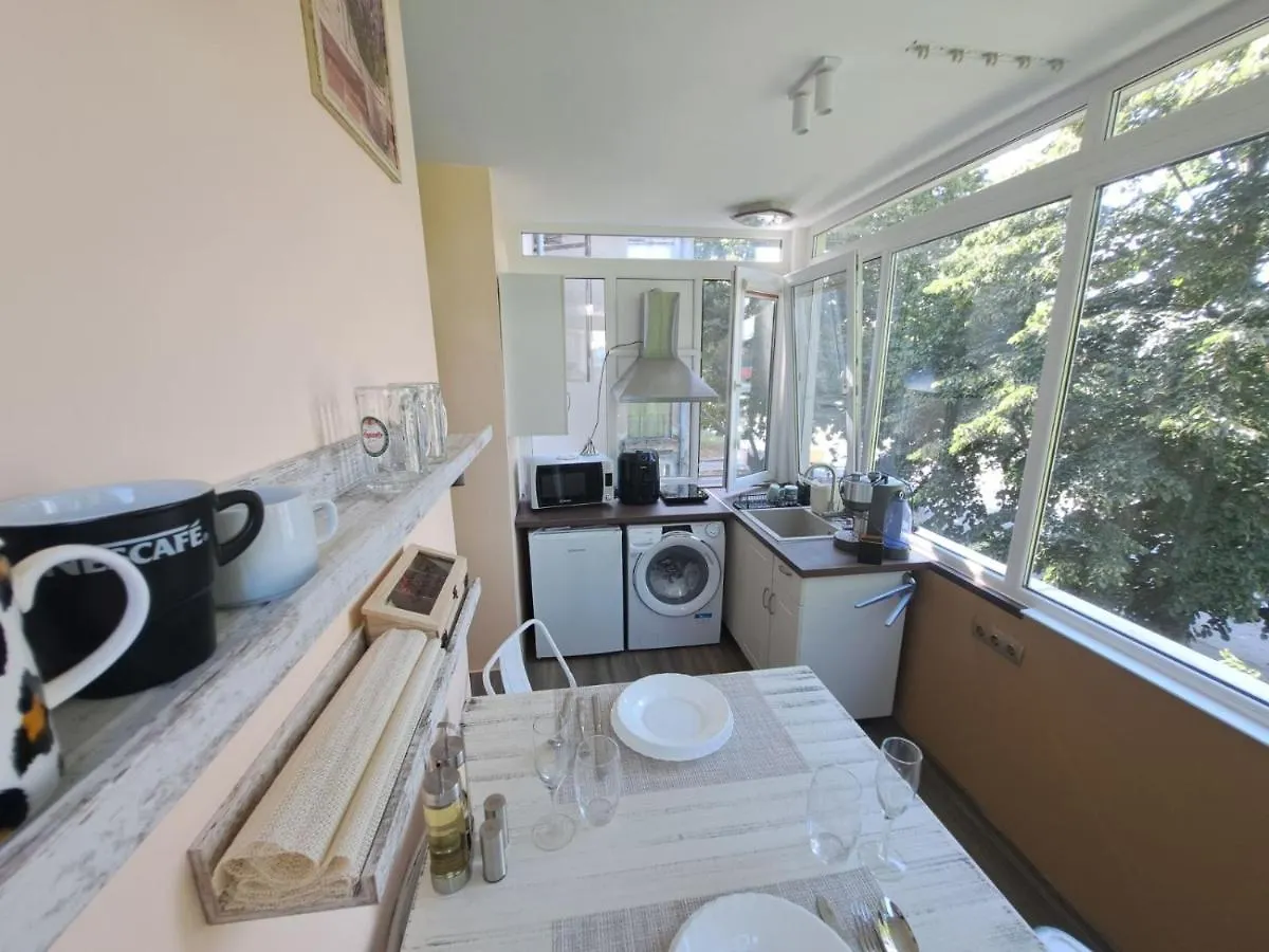 Sea Vibes Studio - Free Public Parking, Wifi, Cable & Smart Tv, 0,9 Km To Beach فارنا شقة